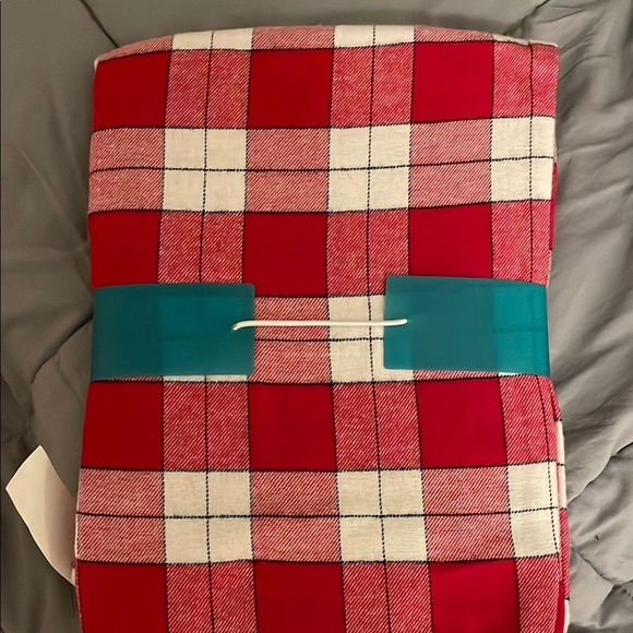 Croft & Barrow Red Plaid Pajamas petite small - Picture 3 of 3